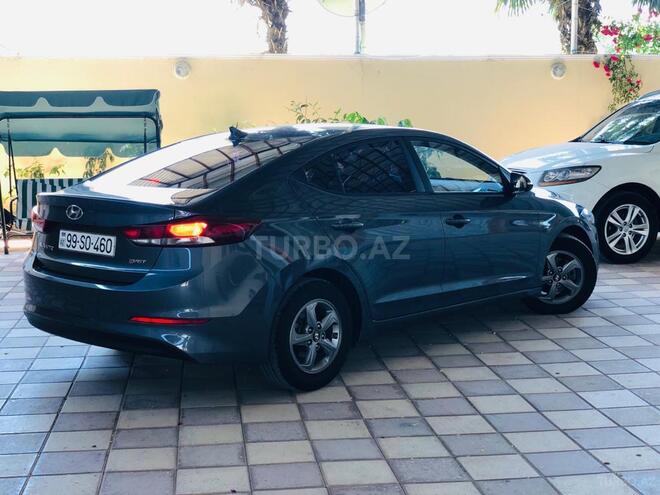Hyundai Elantra 2016, 120,000 km - 1.6 l - Tovuz
