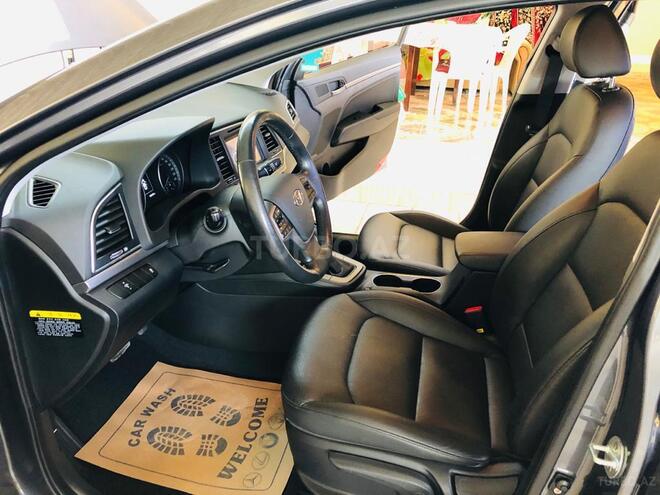 Hyundai Elantra 2016, 120,000 km - 1.6 l - Tovuz