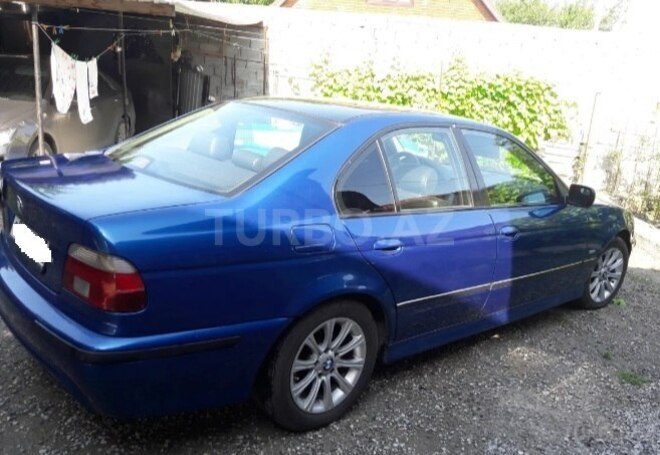 BMW 528 1999, 356,000 km - 2.8 l - Beyləqan