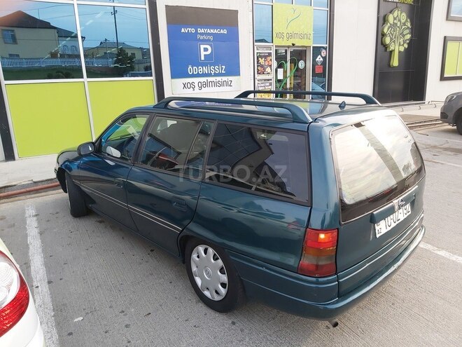 Opel Astra 1995, 250,000 km - 1.6 l - Bakı