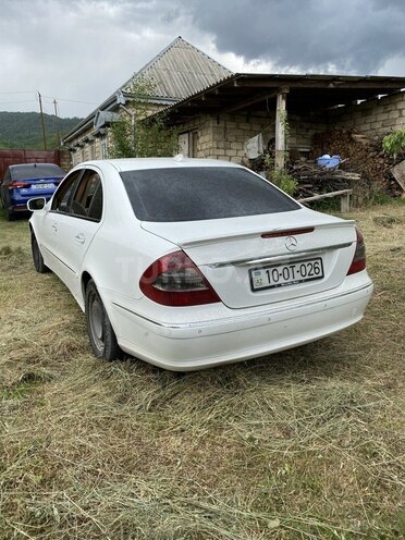 Mercedes E 220 2008, 309,000 km - 2.2 l - Bakı