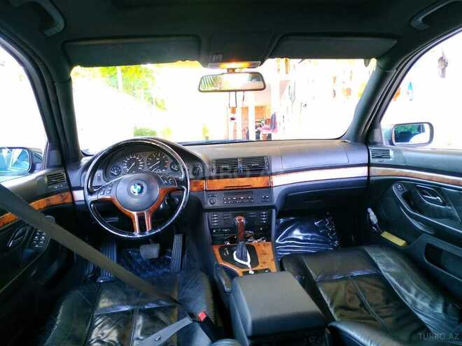 BMW 523 1997, 324,000 km - 2.5 l - Qazax