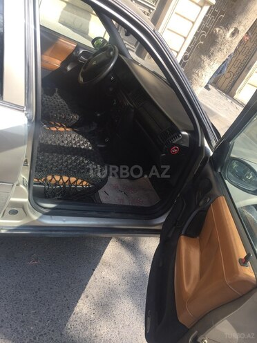 Opel Vectra 1997, 325,000 km - 1.6 l - Qax