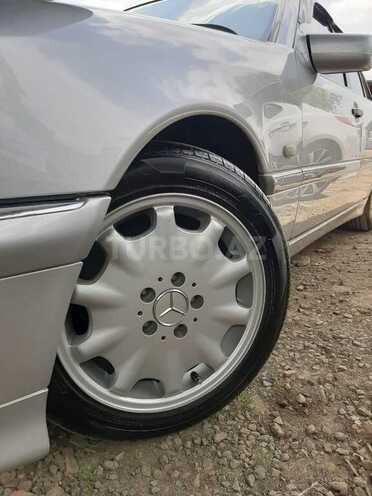 Mercedes C 240 2000, 200,000 km - 2.4 л - Masallı