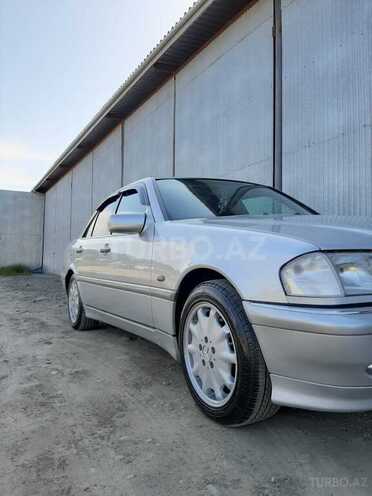 Mercedes C 240 2000, 200,000 km - 2.4 л - Masallı