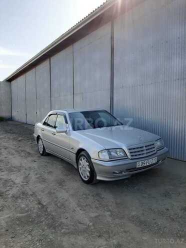 Mercedes C 240 2000, 200,000 km - 2.4 л - Masallı