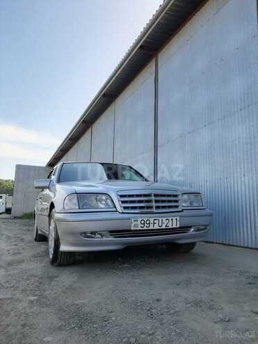 Mercedes C 240 2000, 200,000 km - 2.4 л - Masallı