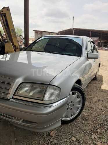 Mercedes C 240 2000, 200,000 km - 2.4 л - Masallı