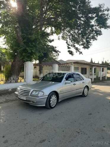 Mercedes C 240 2000, 200,000 km - 2.4 л - Masallı