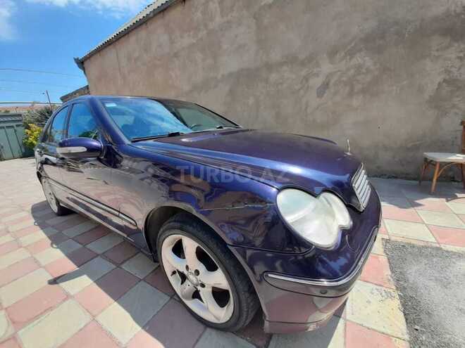 Mercedes C 320 2001, 407,000 km - 3.2 l - Bakı
