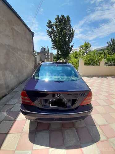 Mercedes C 320 2001, 407,000 km - 3.2 l - Bakı