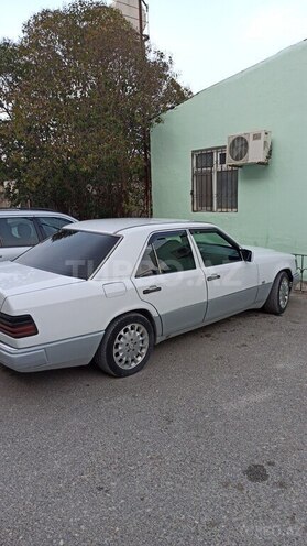 Mercedes E 230 1990, 445,000 km - 2.3 l - Bakı