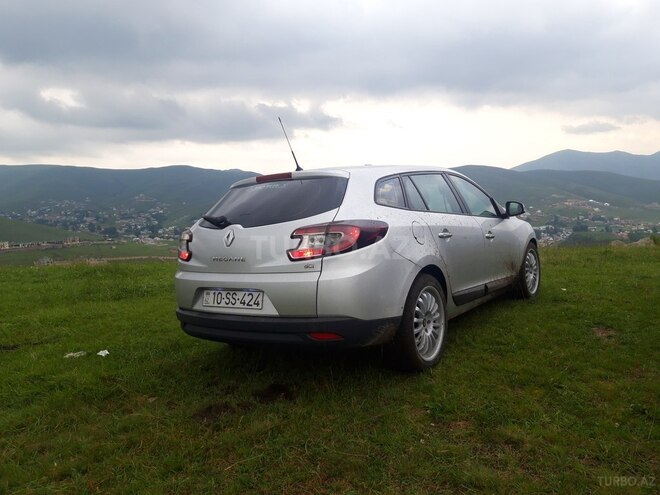 Renault Megane 2010, 182,000 km - 1.5 l - Gəncə