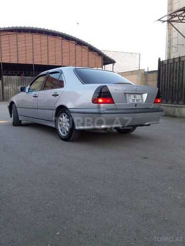 Mercedes C 240 1998, 315,758 km - 2.4 l - Quba
