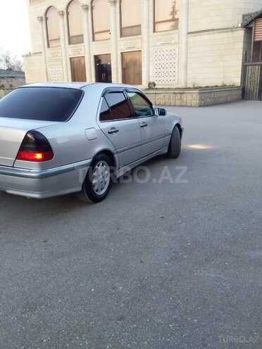 Mercedes C 240 1998, 315,758 km - 2.4 l - Quba