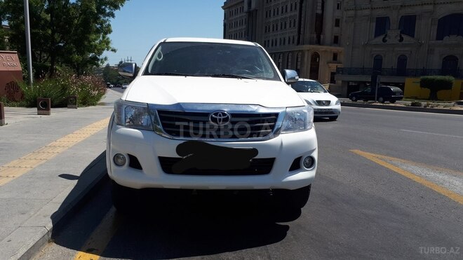 Toyota Hilux 2012, 171,000 km - 2.5 л - Bakı