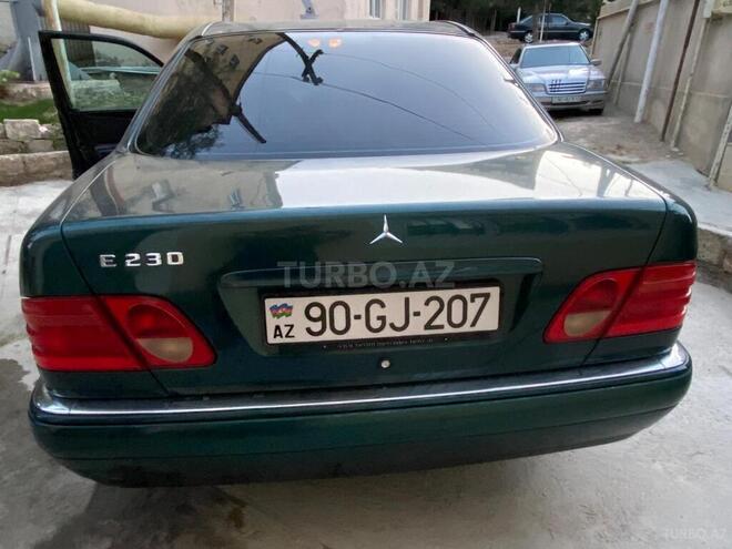 Mercedes E 230 1997, 270,000 km - 2.3 l - Bakı