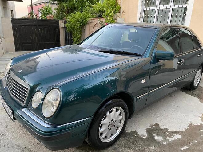 Mercedes E 230 1997, 270,000 km - 2.3 l - Bakı