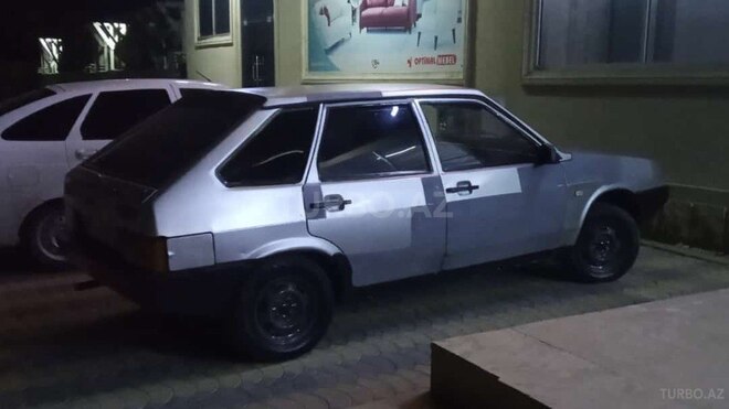 LADA (VAZ) 2109 1993, 30,000 km - 1.5 l - Salyan