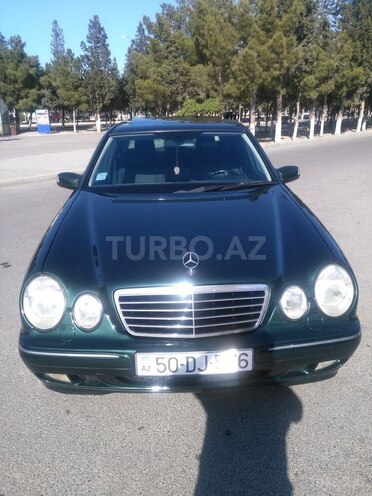 Mercedes E 220 2001, 320,000 km - 2.2 l - Sumqayıt