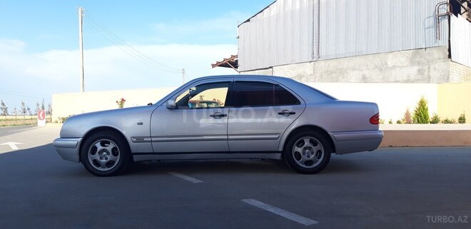 Mercedes E 200 1998, 326,000 km - 2.0 л - Dəliməmmədli