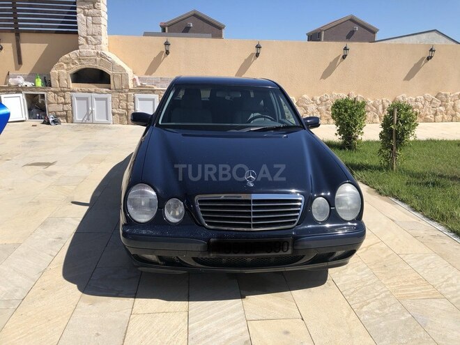 Mercedes E 240 1999, 200,000 km - 2.4 l - Bakı