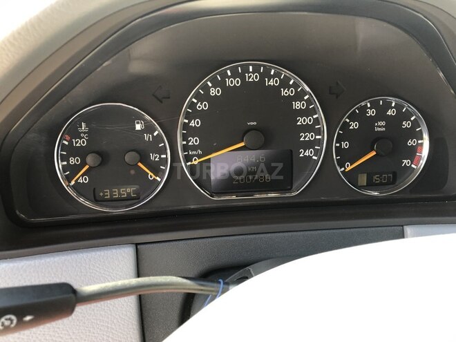 Mercedes E 240 1999, 200,000 km - 2.4 l - Bakı