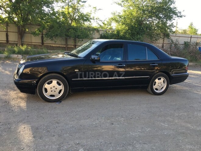 Mercedes E 300 1997, 300,000 km - 3.0 л - Mingəçevir