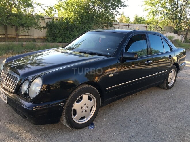 Mercedes E 300 1997, 300,000 km - 3.0 л - Mingəçevir