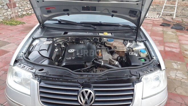 Volkswagen Passat 2002, 291,000 km - 1.8 л - Gəncə
