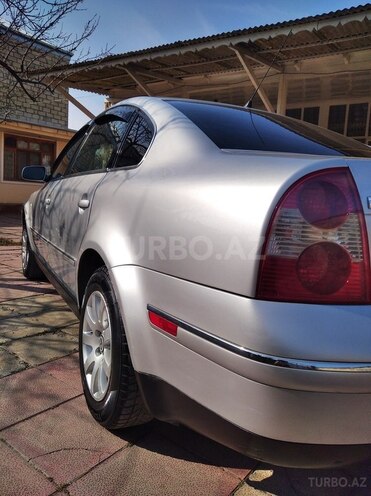 Volkswagen Passat 2002, 291,000 km - 1.8 л - Gəncə