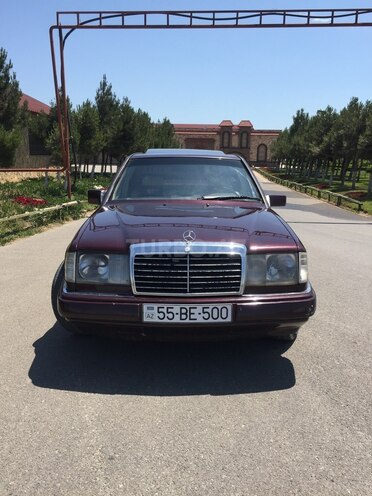 Mercedes E 200 1987, 261,230 km - 2.0 l - Bakı