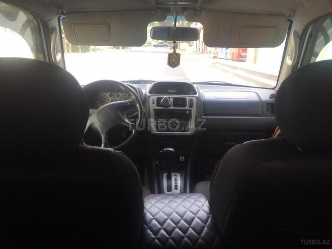 Mitsubishi Pajero io 2000, 290,000 km - 1.8 l - Bakı