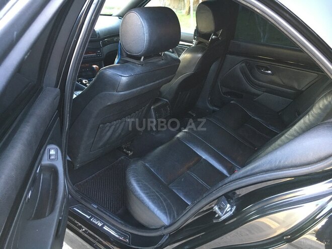 BMW 525 2002, 230,000 km - 2.5 l - Sumqayıt