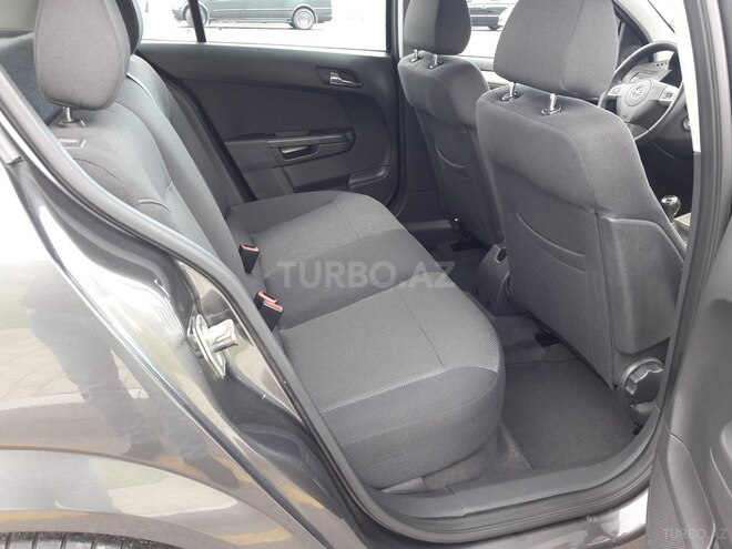 Opel Astra 2009, 230,000 km - 1.2 л - Bakı
