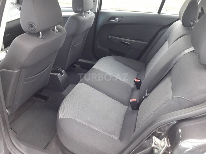 Opel Astra 2009, 230,000 km - 1.2 л - Bakı
