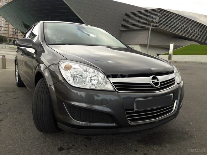 Opel Astra 2009, 230,000 km - 1.2 л - Bakı