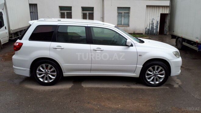 Mitsubishi Airtrek 2004, 215,000 km - 2.0 l - Bakı