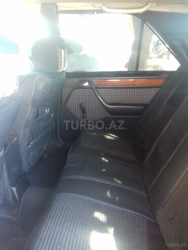 Mercedes E 250 1993, 400,000 km - 0.3 l - İmişli
