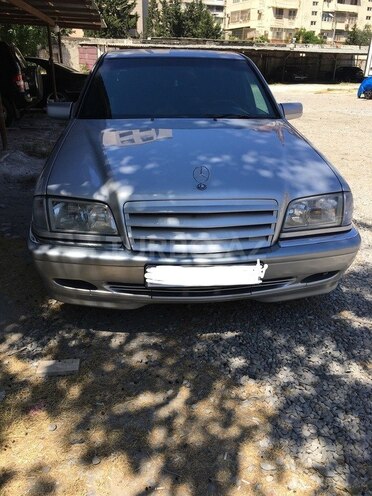 Mercedes C 220 1998, 250,000 km - 2.2 l - Bakı