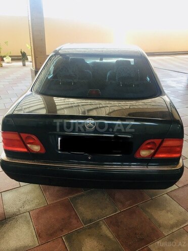 Mercedes E 230 1996, 178,000 km - 2.3 л - Tovuz