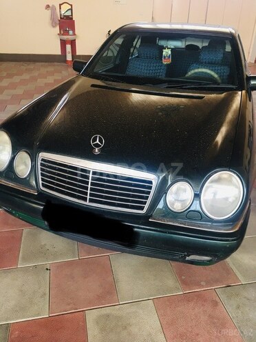 Mercedes E 230 1996, 178,000 km - 2.3 л - Tovuz