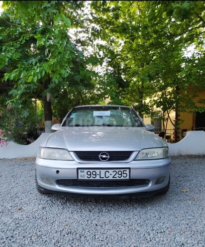 Opel Vectra 1996, 396,825 km - 1.8 l - Kürdəmir