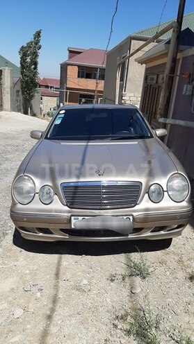 Mercedes E 240 2001, 270,000 km - 2.4 l - Bakı