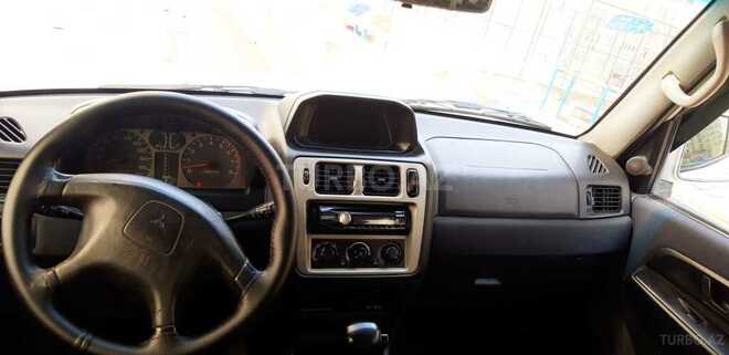 Mitsubishi Pajero io 1999, 230,000 km - 1.8 l - Bakı