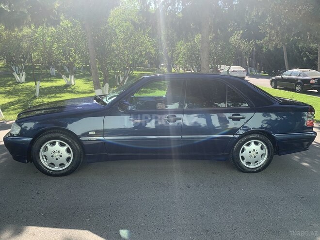Mercedes C 240 1998, 267,000 km - 2.4 l - Bakı