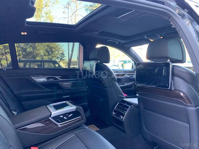 BMW 750 2016, 41,000 km - 4.4 l - Bakı