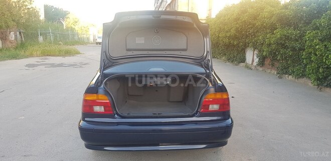 BMW 525 2001, 320,000 km - 2.5 l - Bakı