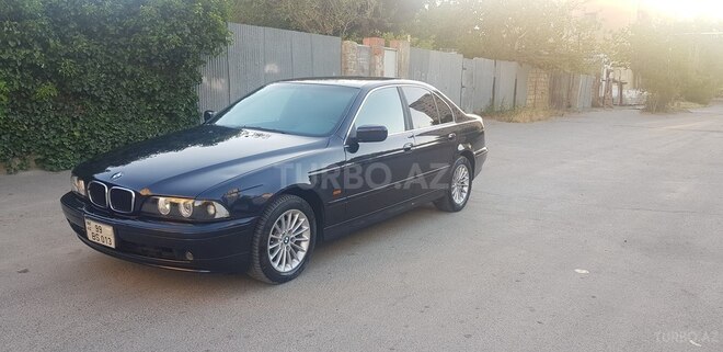 BMW 525 2001, 320,000 km - 2.5 l - Bakı