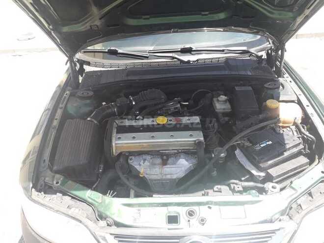 Opel Vectra 1996, 316,000 km - 1.8 l - Bakı